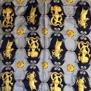 AUTHENTIC PIERRE BALMAIN LARGE PURE SILK MADE IN ITALY